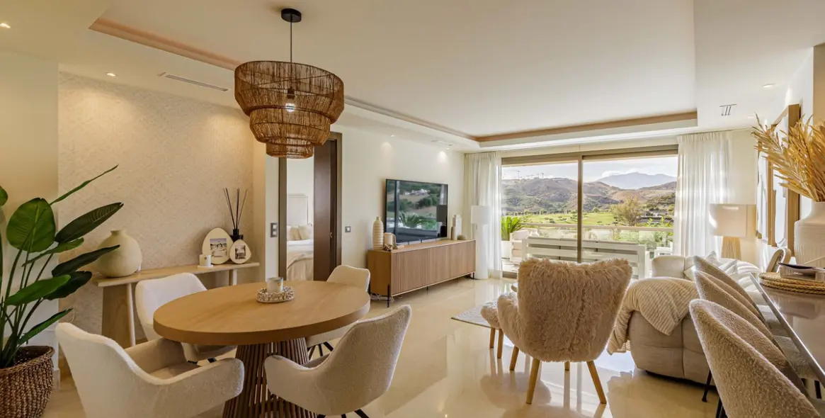 Sale of middle floor apartment in Los Arqueros 2