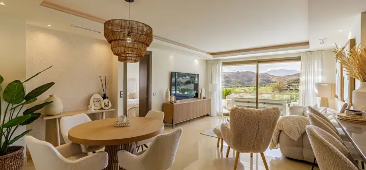 Продажа апартаментов на среднем этаже в Los Arqueros 1