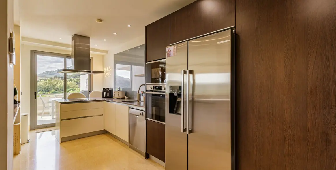 Sale of middle floor apartment in Los Arqueros 3