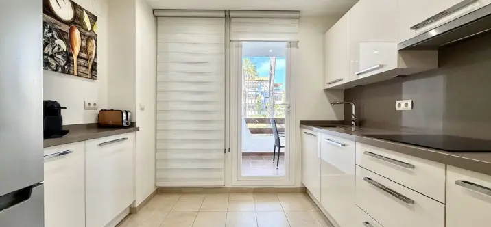 Долгосрочная аренда апартаментов на первом этаже в Selwo 3