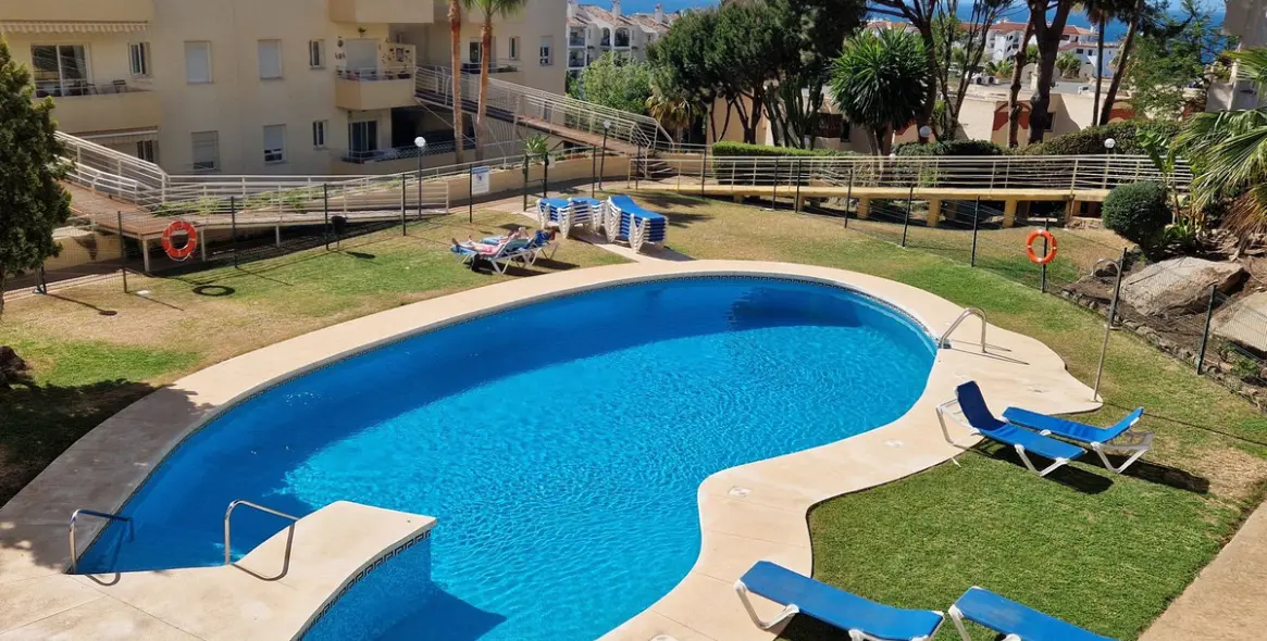Short-term rent of ground floor apartment in Riviera del Sol 1