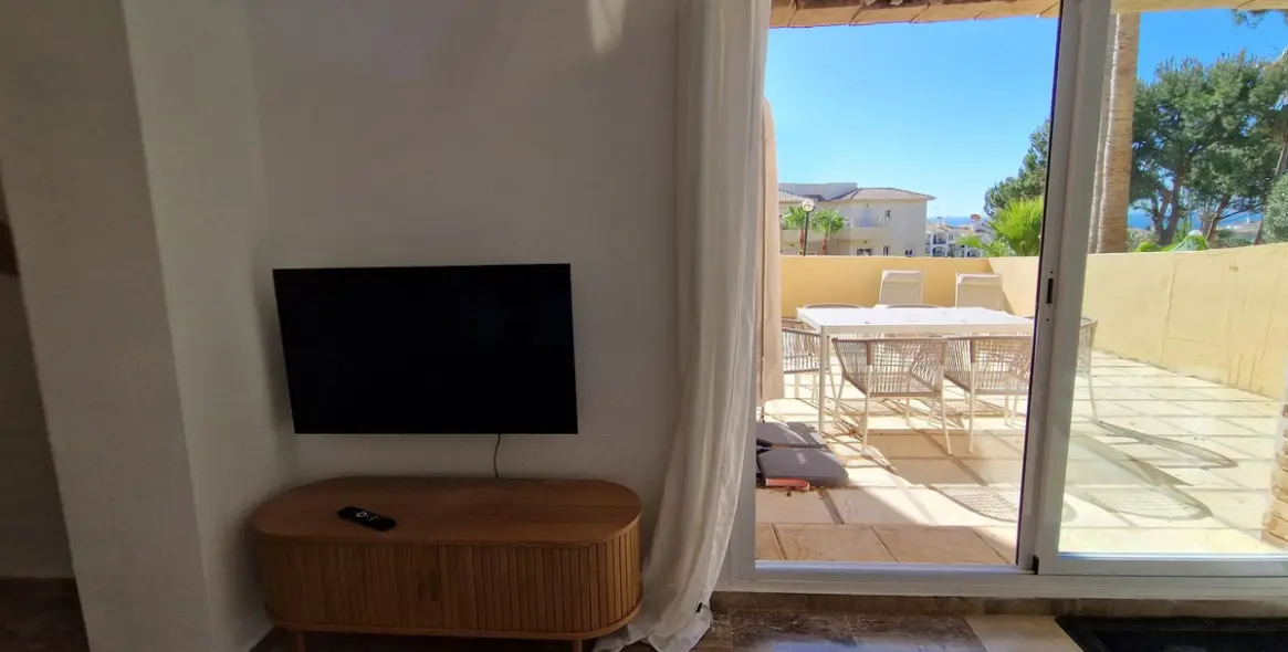 Short-term rent of ground floor apartment in Riviera del Sol 5