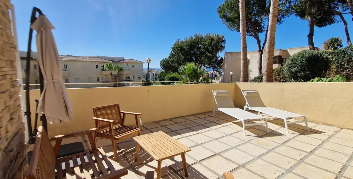 Short-term rent of ground floor apartment in Riviera del Sol 20