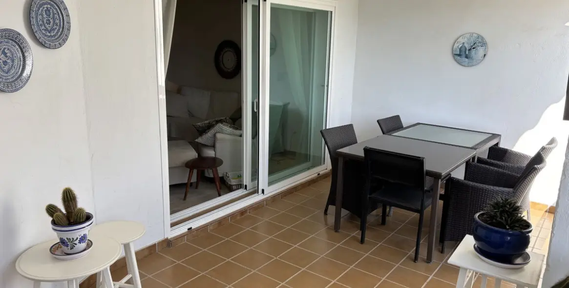 Продажа апартаментов на среднем этаже в Calahonda 6