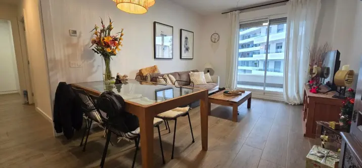 Venta de apartamento en planta media en Nueva Andalucía 3