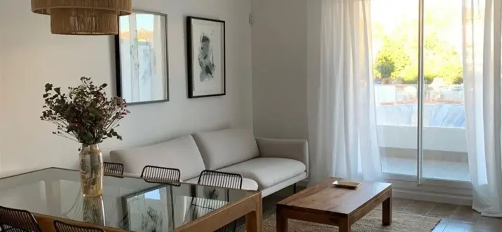 Venta de apartamento en planta media en Nueva Andalucía 4