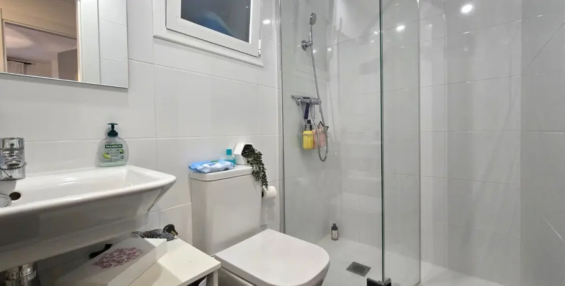 Sale of middle floor apartment in Nueva Andalucía 14