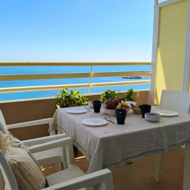 Продажа апартаментов на среднем этаже в Fuengirola