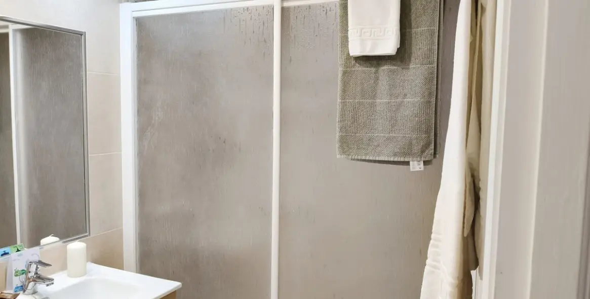 Sale of middle floor apartment in Fuengirola 7