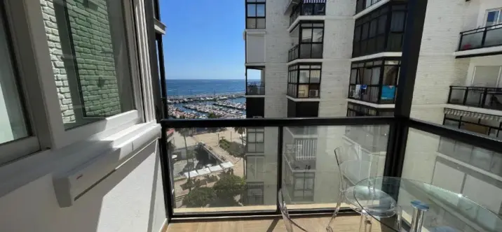 Продажа апартаментов на среднем этаже в Marbella 0