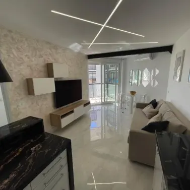 Продажа апартаментов на среднем этаже в Marbella