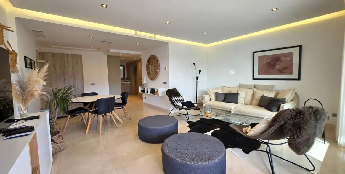 Sale of middle floor apartment in La Cala Golf 19