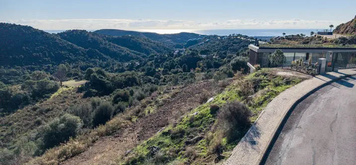 Продажа  жилого участка в Benahavís 1