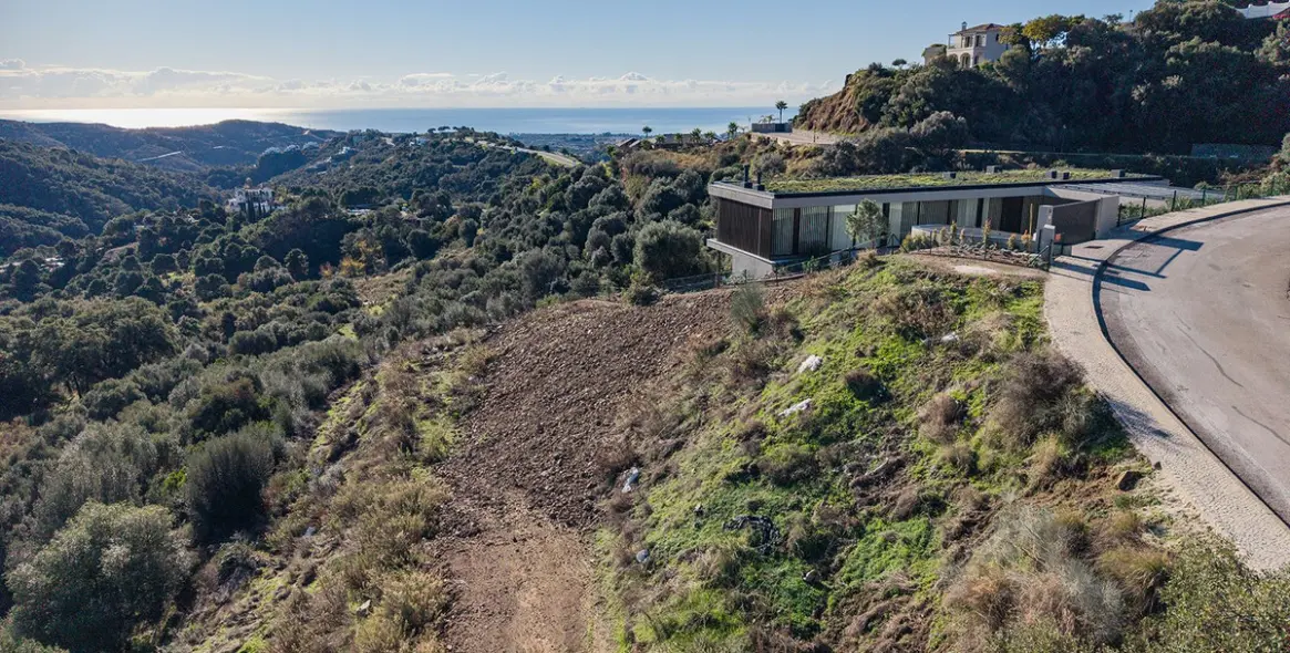 Продажа  жилого участка в Benahavís 13