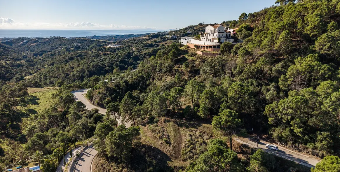 Продажа  жилого участка в Benahavís 1