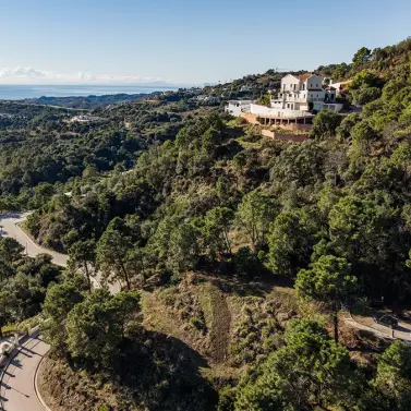 Продажа  жилого участка в Benahavís