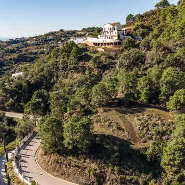 Продажа  жилого участка в Benahavís