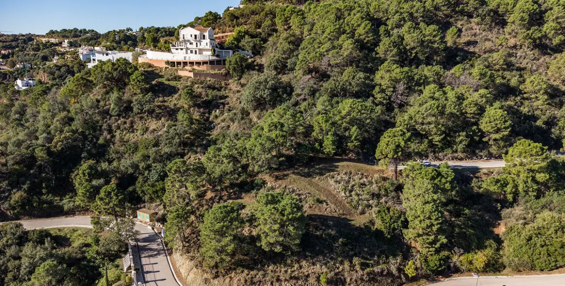 Продажа  жилого участка в Benahavís 5