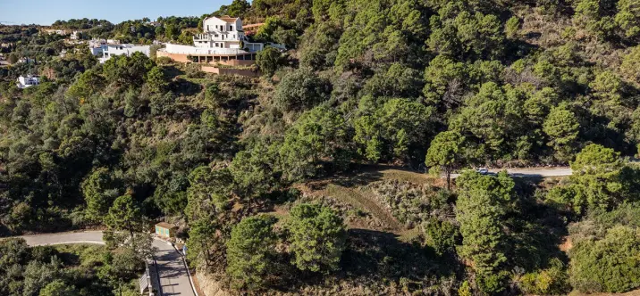 Продажа  жилого участка в Benahavís 4