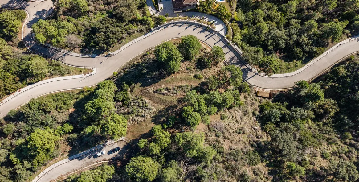 Продажа  жилого участка в Benahavís 12