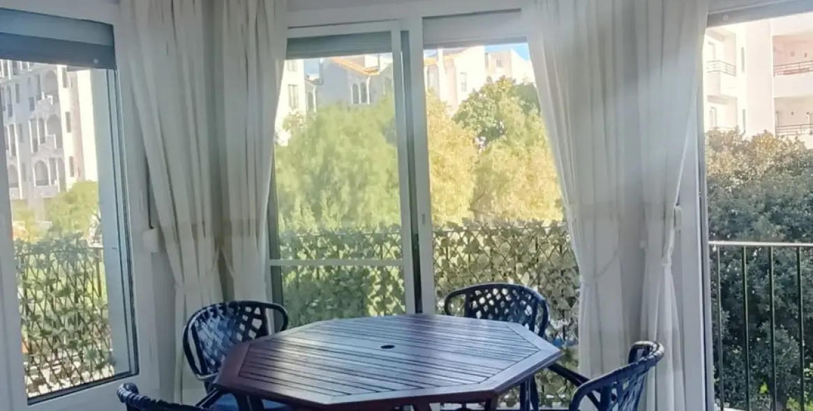 Продажа апартаментов на среднем этаже в Puerto Banús 2