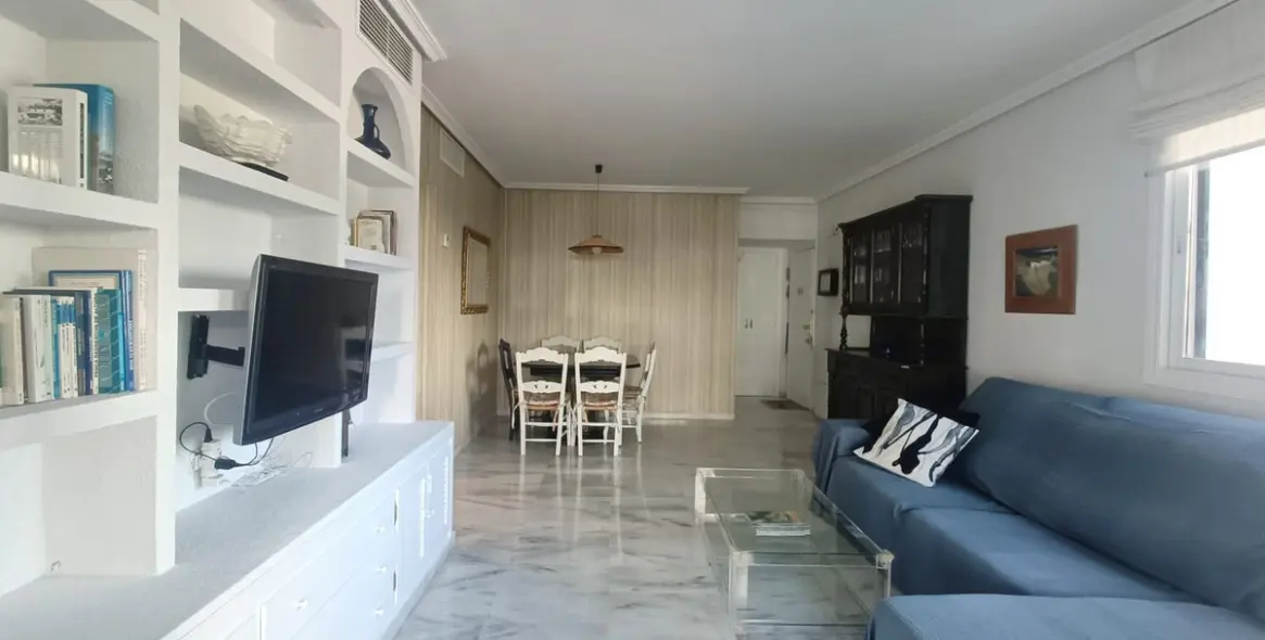 Продажа апартаментов на среднем этаже в Puerto Banús 3