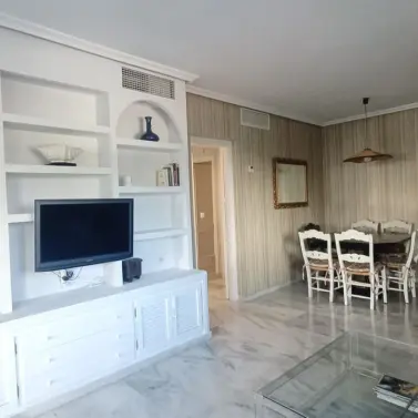 Продажа апартаментов на среднем этаже в Puerto Banús