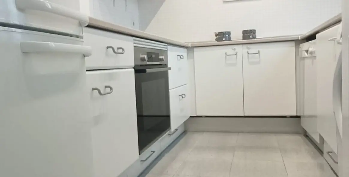 Продажа апартаментов на среднем этаже в Puerto Banús 16