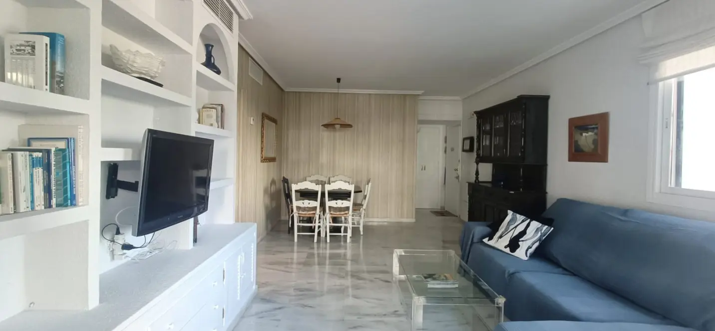 Продажа апартаментов на среднем этаже в Puerto Banús 2