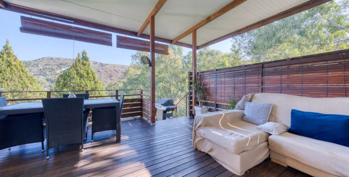 Продажа  отдельно стоящей виллы в Los Flamingos 11