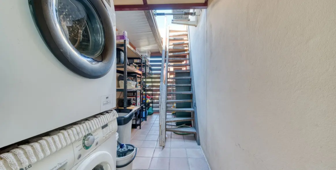 Sale of detached villa in Los Flamingos 30