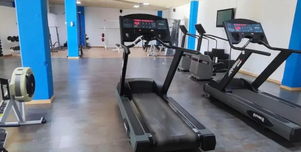 Sale of detached villa in Los Flamingos 43