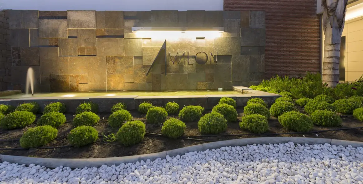 Продажа апартаментов на среднем этаже в Los Arqueros 2