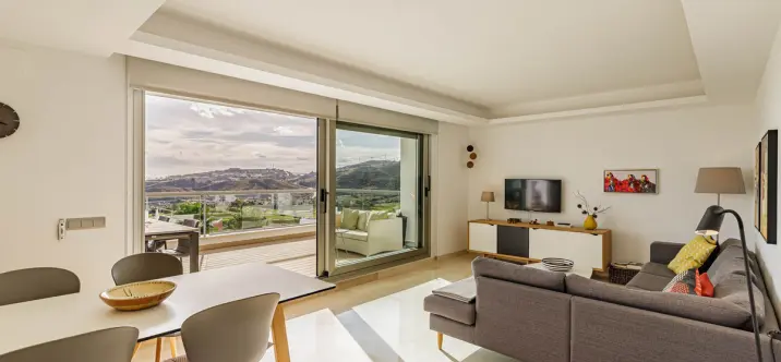 Sale of middle floor apartment in Los Arqueros 2