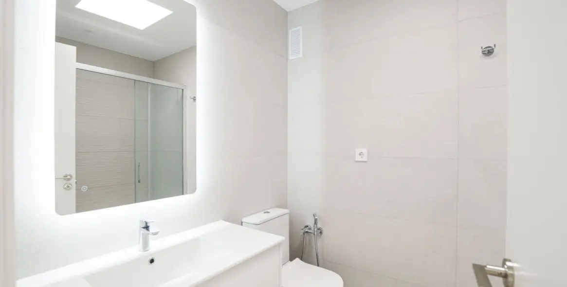 Sale of townhouse in New Golden Mile 23