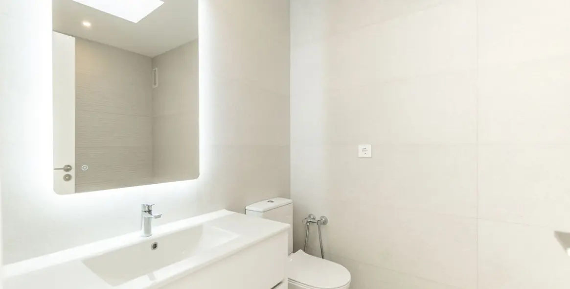 Sale of townhouse in New Golden Mile 25