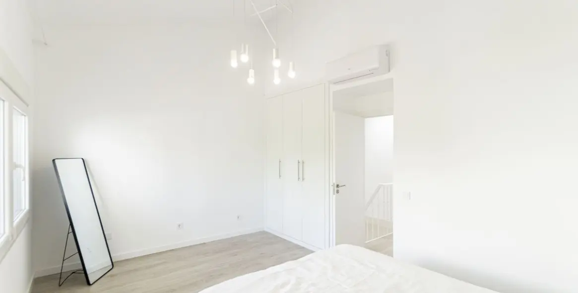 Sale of townhouse in New Golden Mile 26