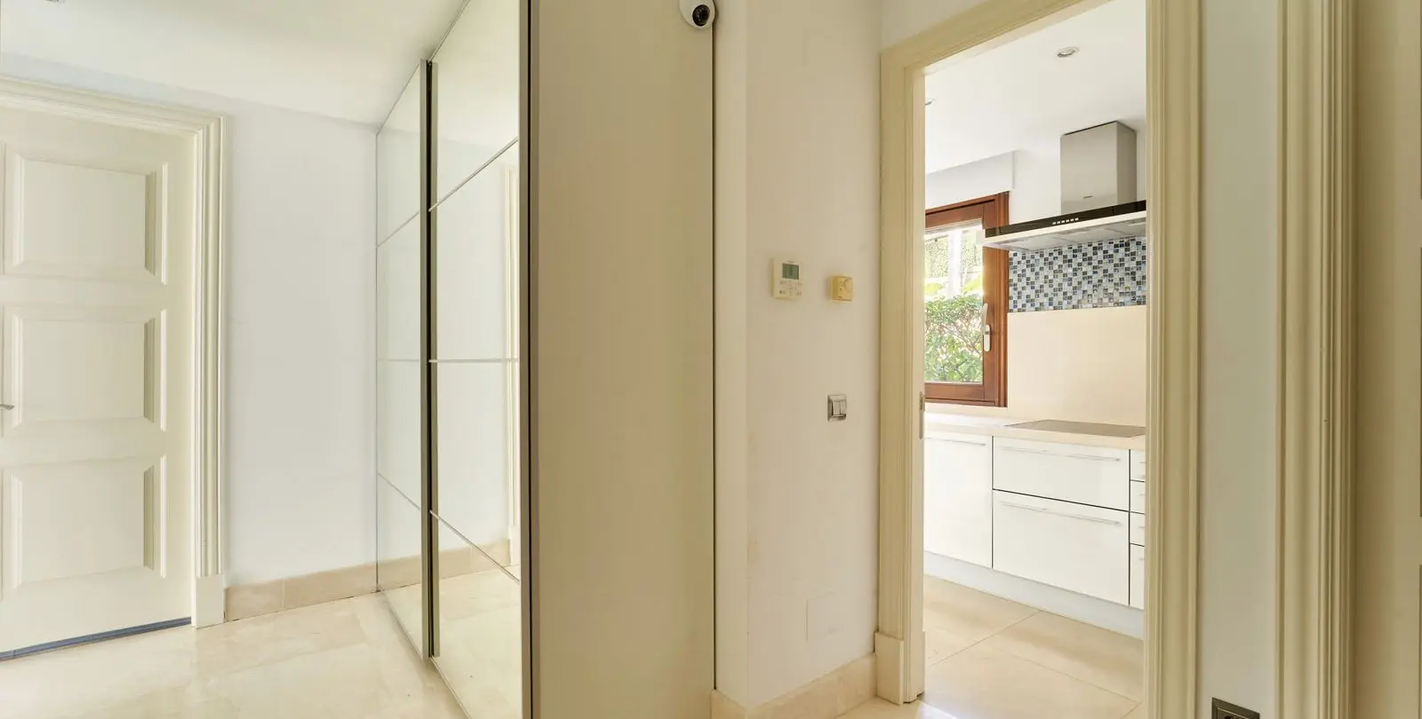Venta de apartamento en planta baja en Estepona 9