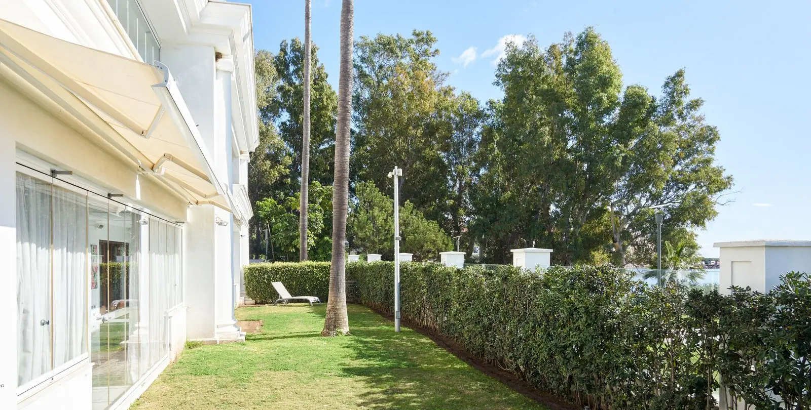 Venta de apartamento en planta baja en Estepona 14