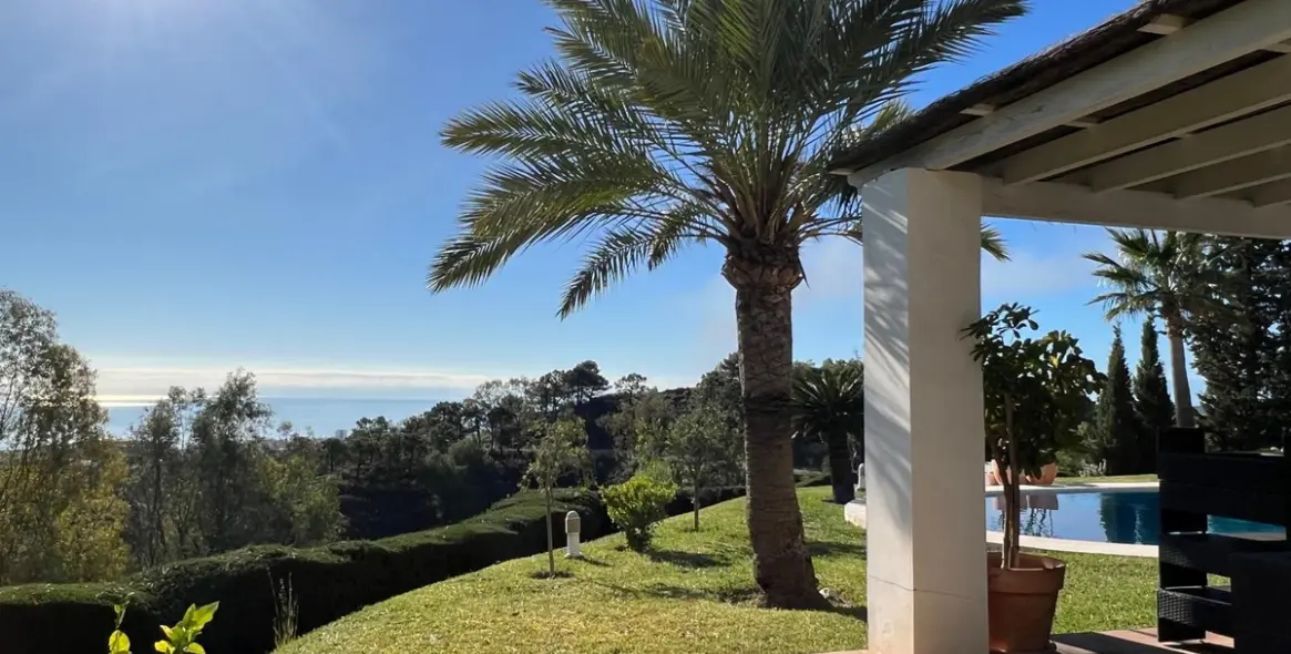 Продажа  отдельно стоящей виллы в Mijas 4