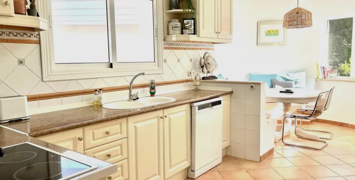 Продажа  отдельно стоящей виллы в Mijas 19