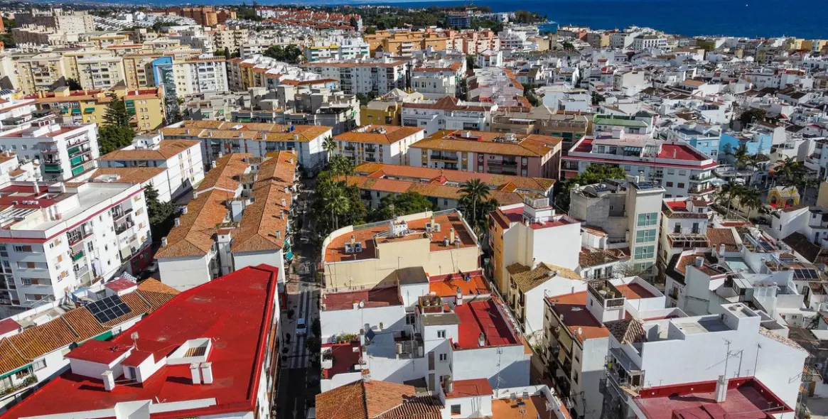 Продажа апарт-отеля в Estepona 1