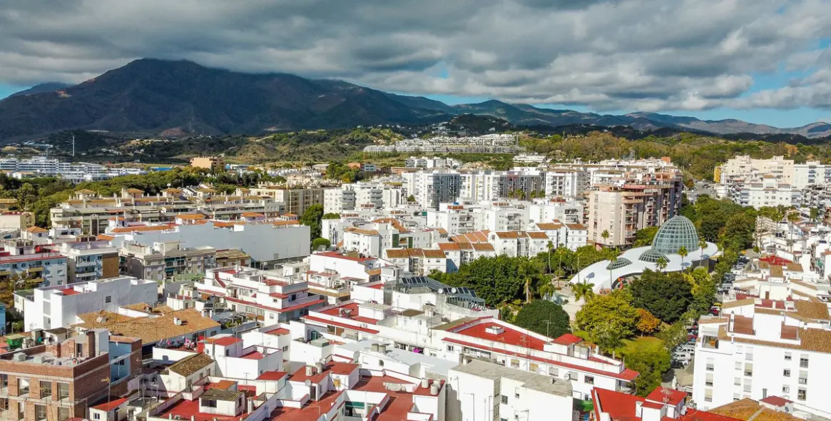 Продажа апарт-отеля в Estepona 2