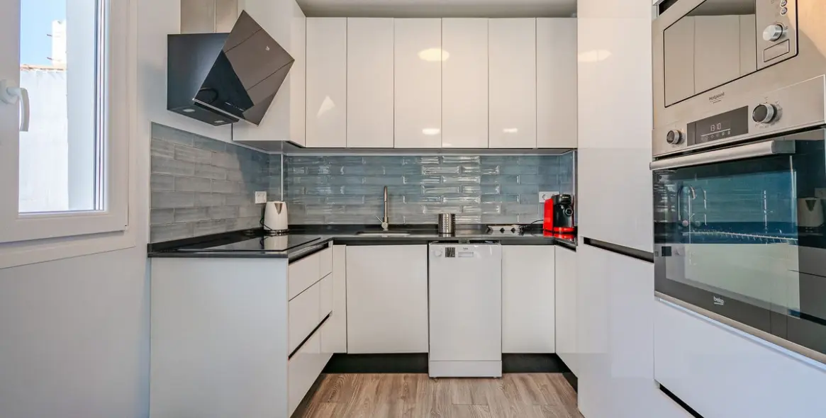 Продажа апарт-отеля в Estepona 9