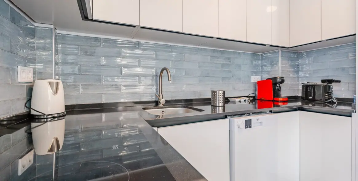 Продажа апарт-отеля в Estepona 10