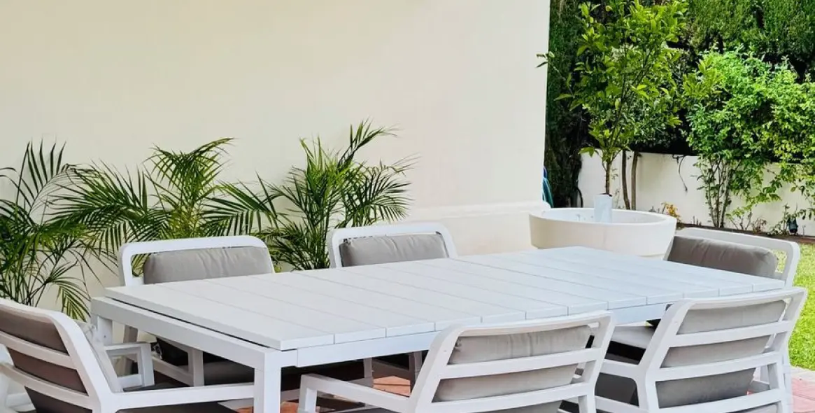 Продажа  отдельно стоящей виллы в Guadalmina Alta 12