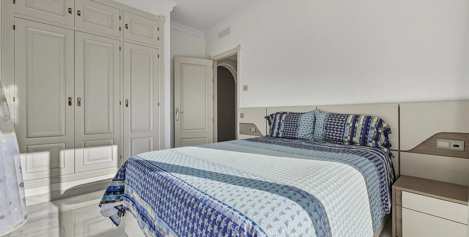 Venta de villa independiente en Guadalmina Alta 17