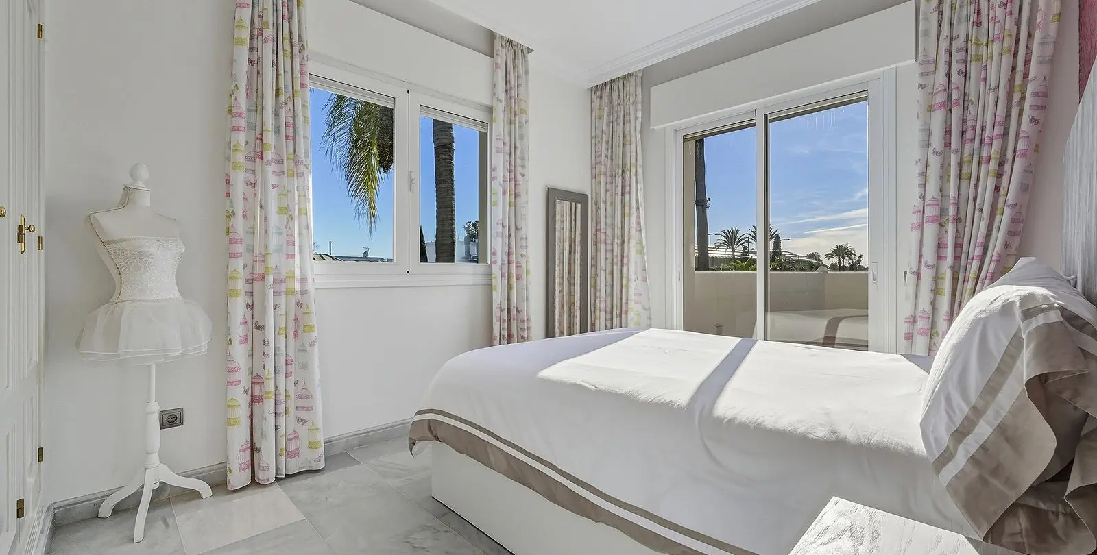 Venta de villa independiente en Guadalmina Alta 18