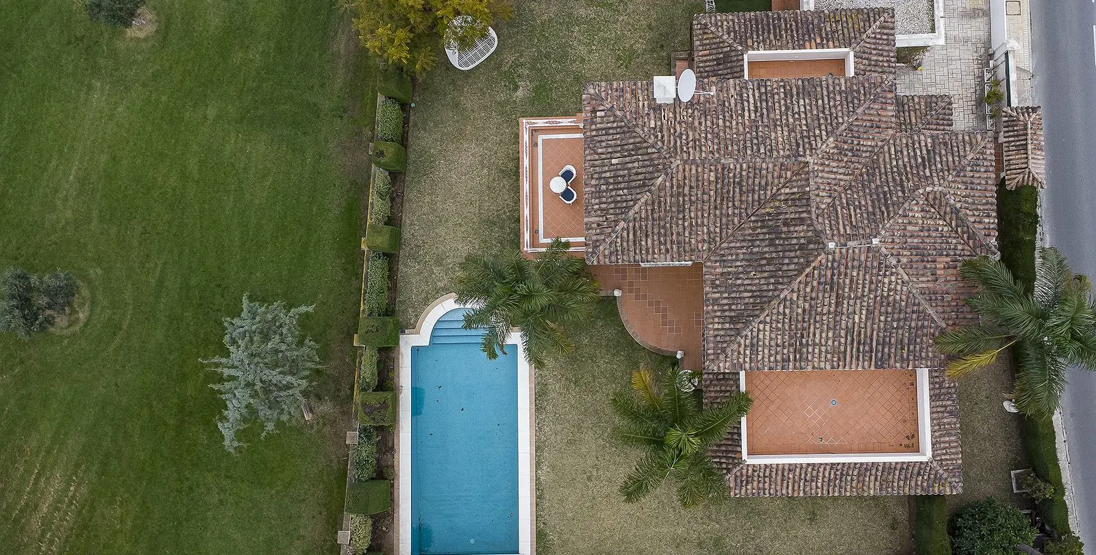 Venta de villa independiente en Guadalmina Alta 28