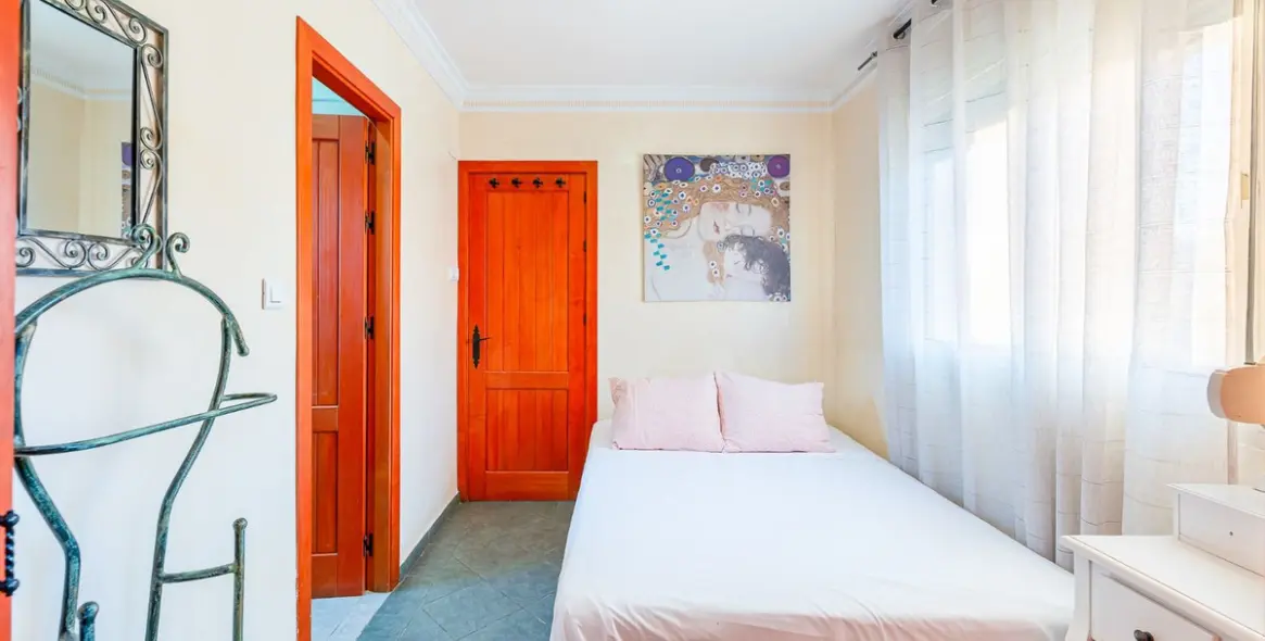 Sale of hotel in Torremolinos 6